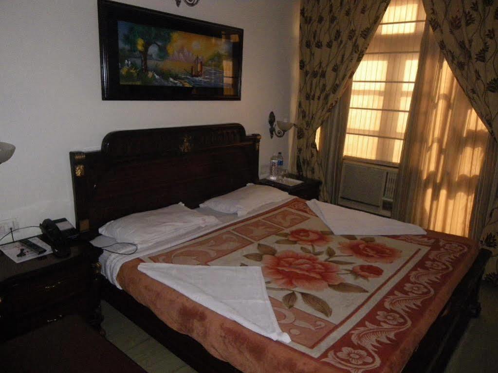 Hotel O Mid Town دلهي المظهر الخارجي الصورة