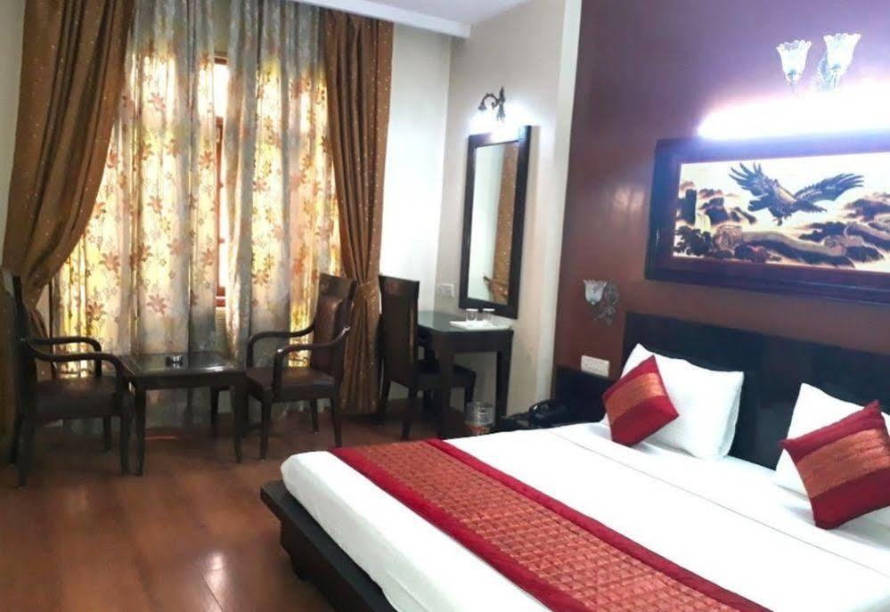 Hotel O Mid Town دلهي المظهر الخارجي الصورة