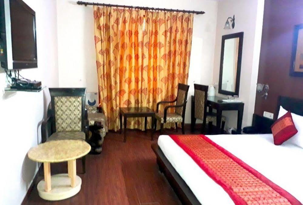 Hotel O Mid Town دلهي المظهر الخارجي الصورة